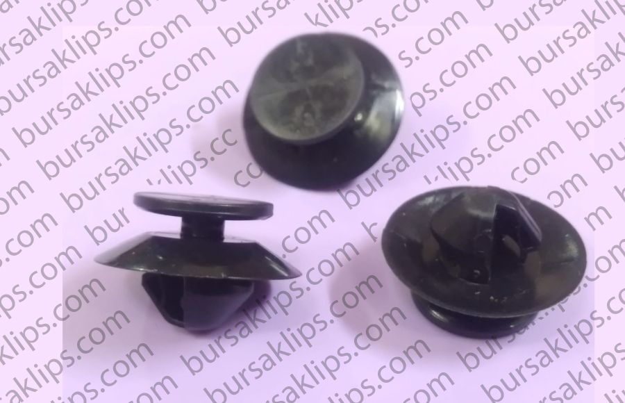 7045- FORD COURİER ÇAMURLUK KLİPSİ